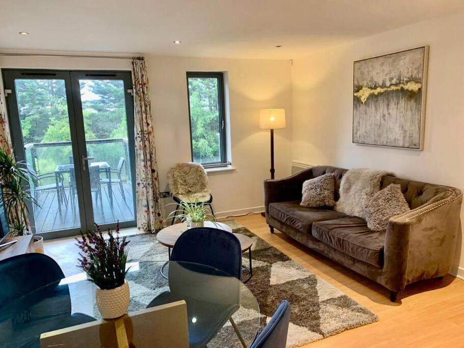 Brownberry Tree Serviced Apartment CBG エクステリア 写真